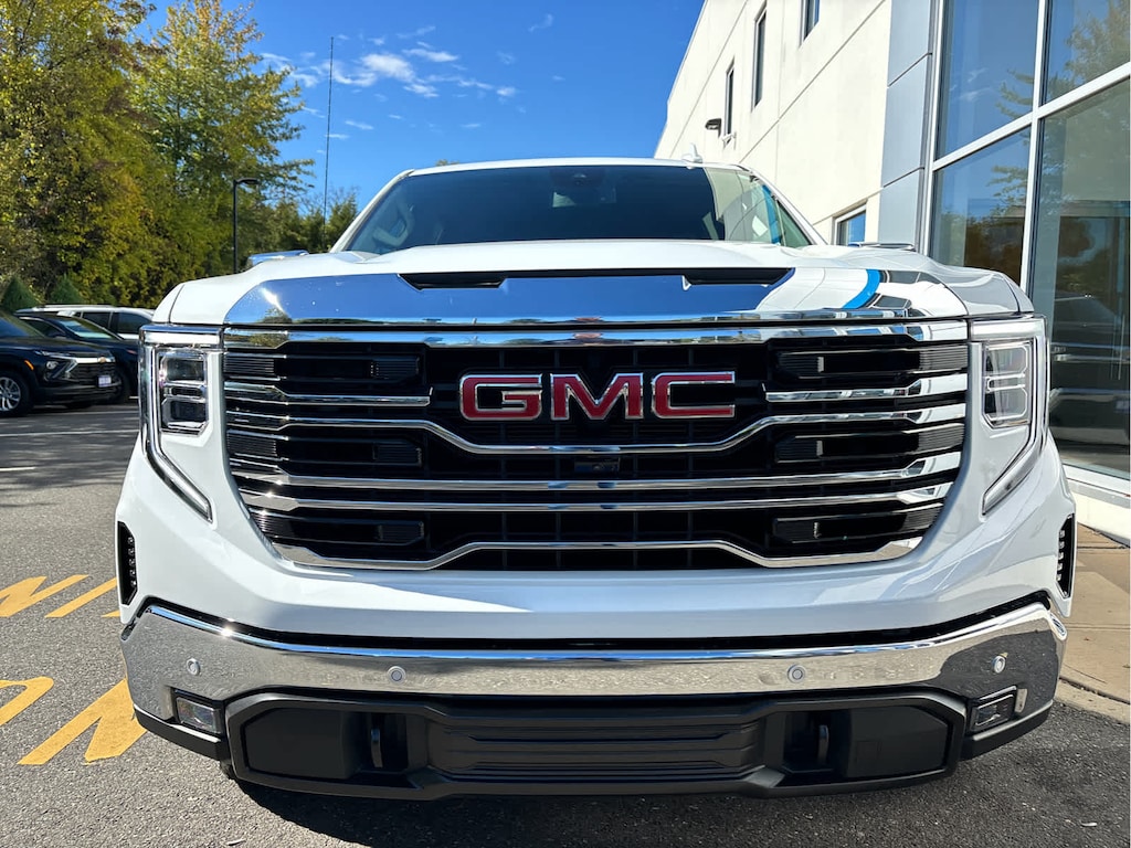 Certified 2025 GMC Sierra 1500 SLT 4WD Crew Cab 147 4WD Crew Cab 147