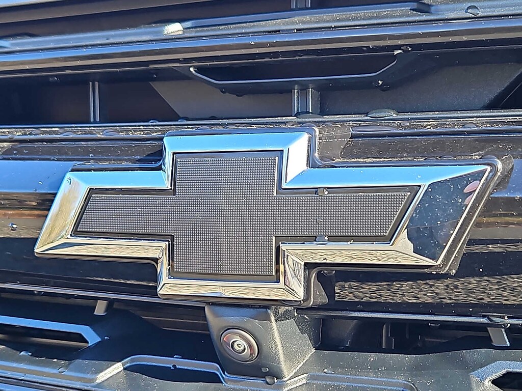 New 2026 Chevrolet Traverse FWD LT