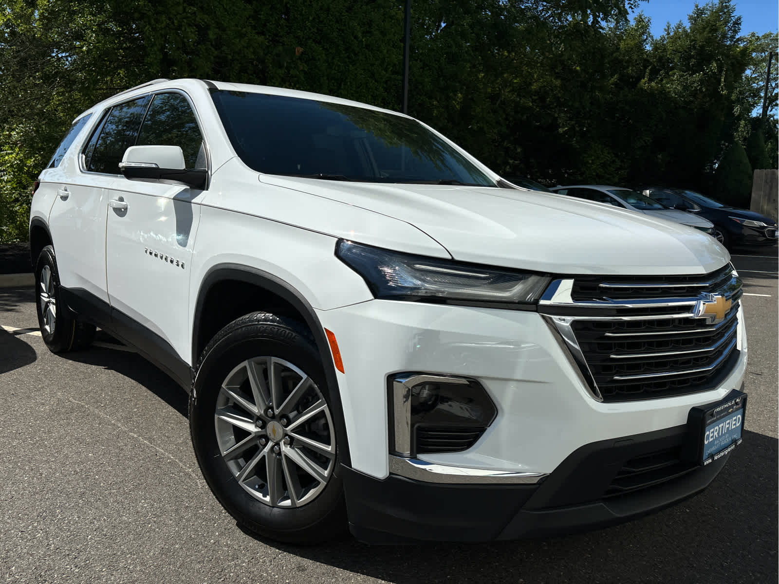 2023 Chevrolet Traverse Cloth photo 2