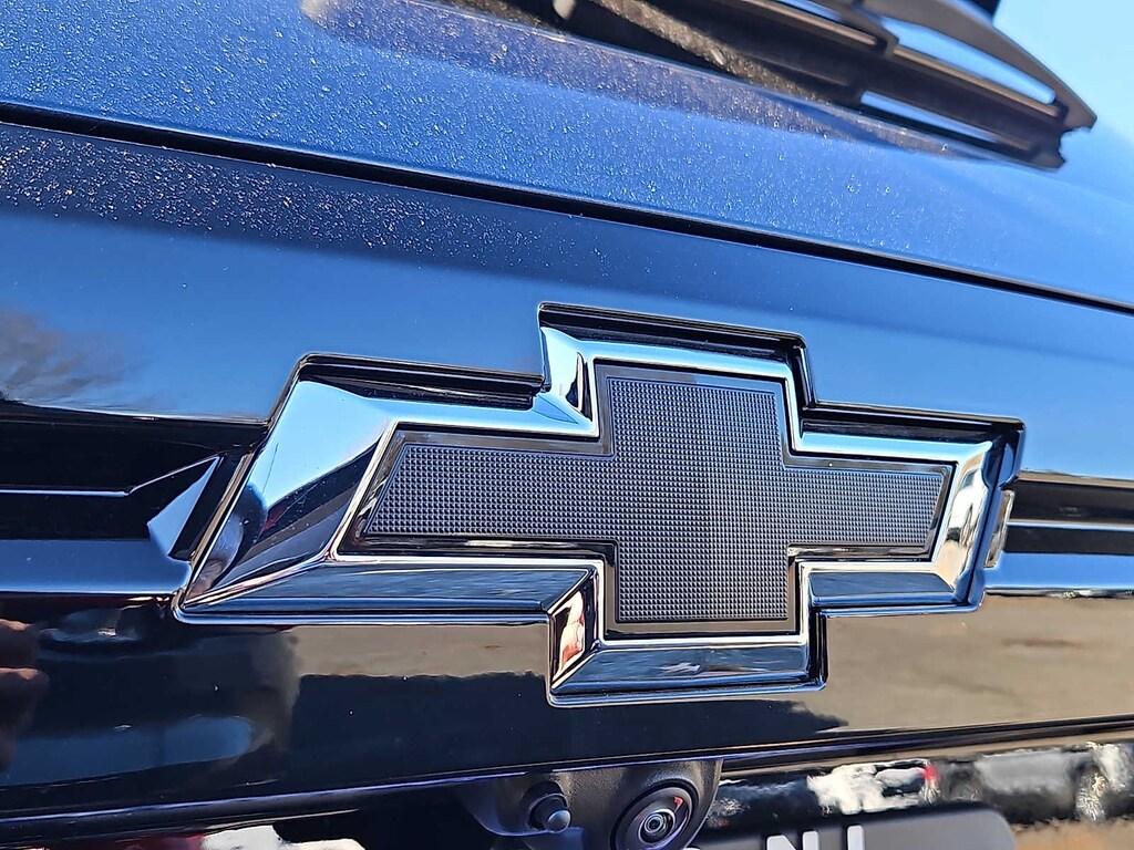 New 2026 Chevrolet Traverse AWD LT