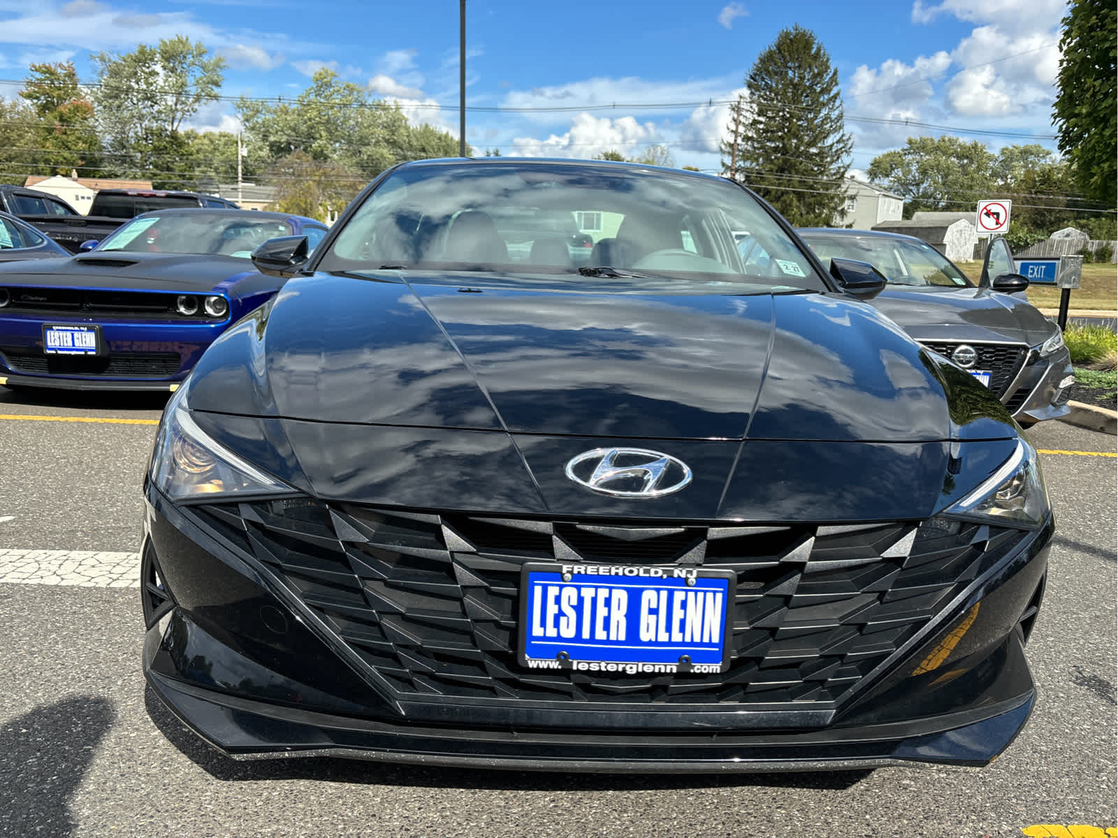 2022 Hyundai Elantra SEL photo 4