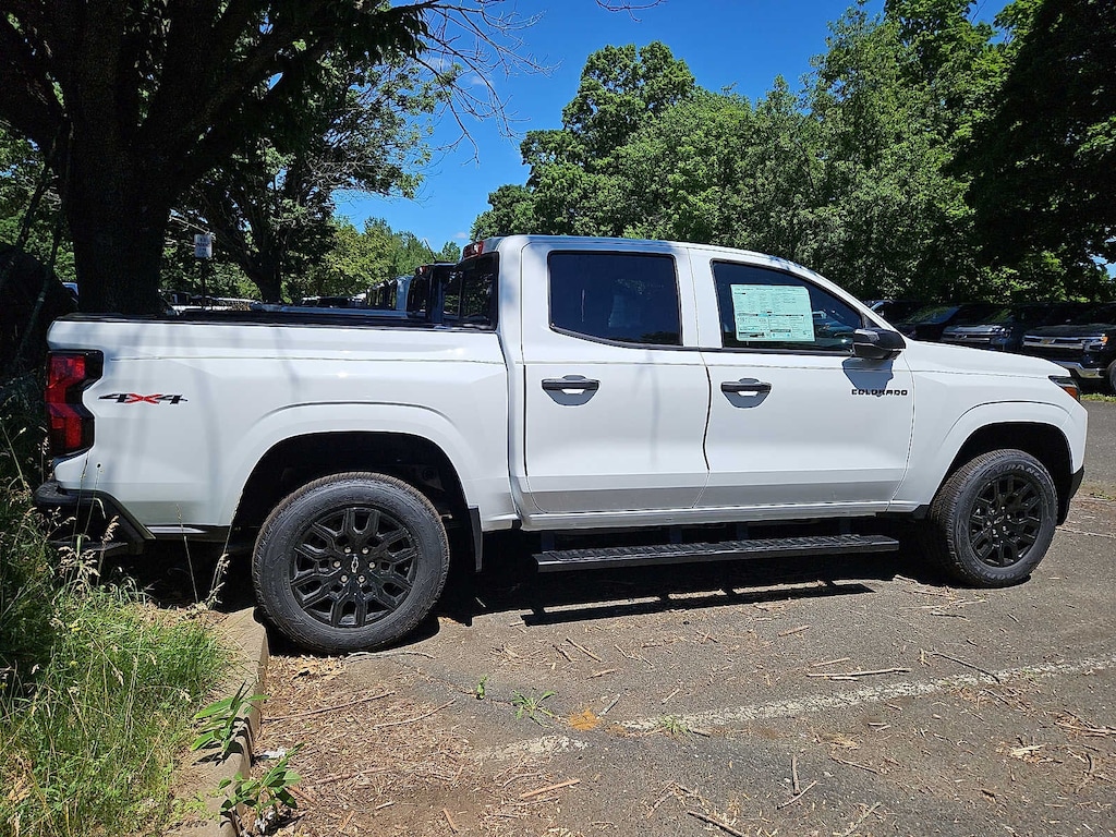 New 2026 Chevrolet Colorado WT Truck Crew Cab