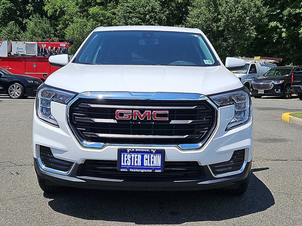 Used 2022 GMC Terrain SLE SUV