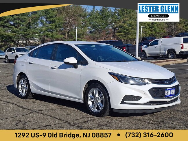 2017 Chevrolet Cruze LT Car