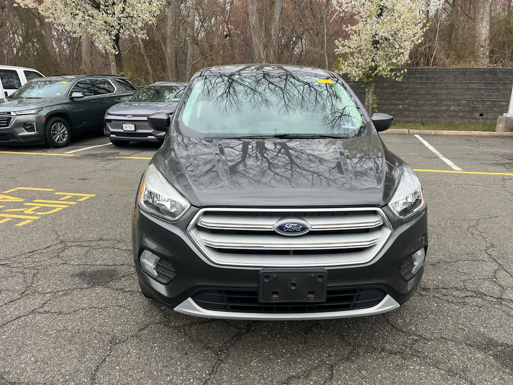 Used 2019 Ford Escape SE