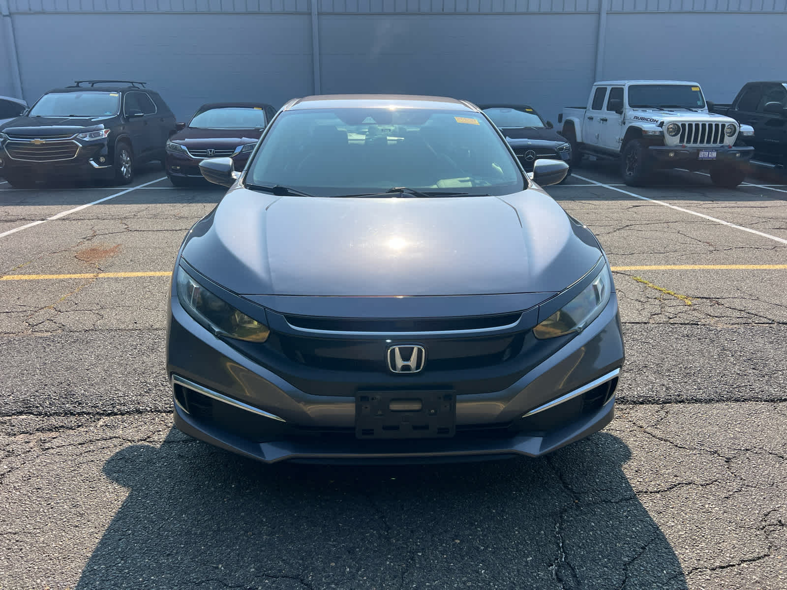 2HGFC2F61KH558075