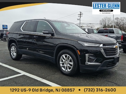 2023 Chevrolet Traverse LS SUV