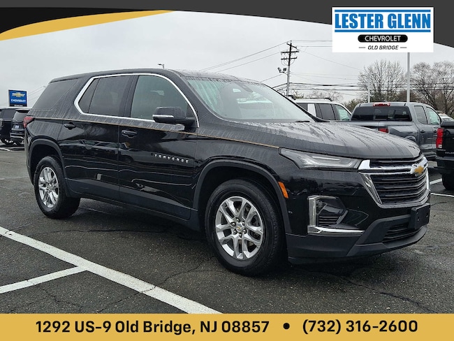 2023 Chevrolet Traverse LS SUV