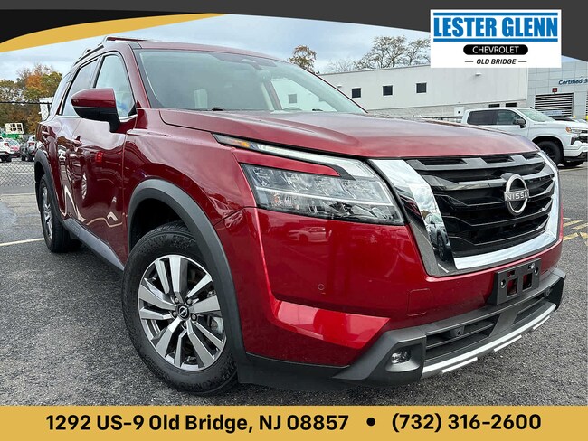 2022 Nissan Pathfinder SL 4WD