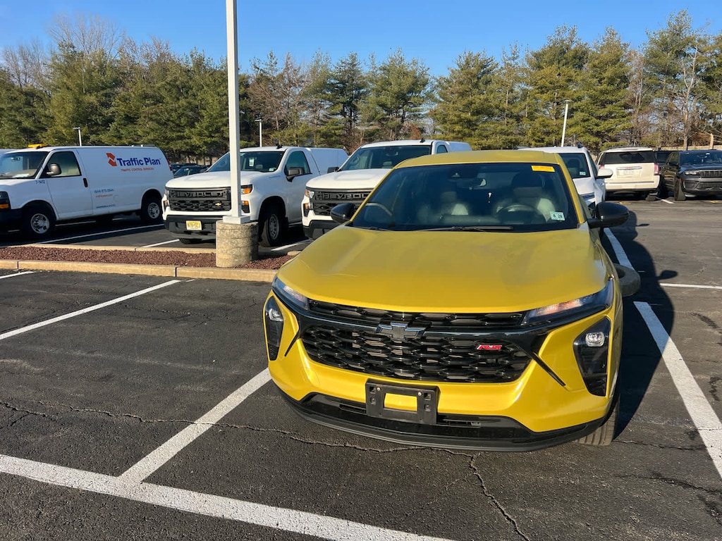 Used 2024 Chevrolet Trax 1RS SUV