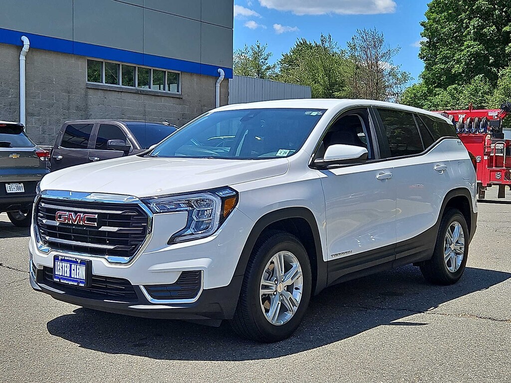 Used 2022 GMC Terrain SLE SUV