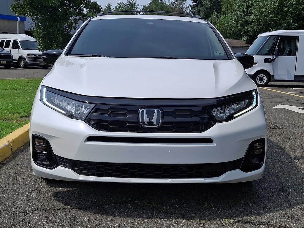 Used 2026 Honda Odyssey Elite Minivan