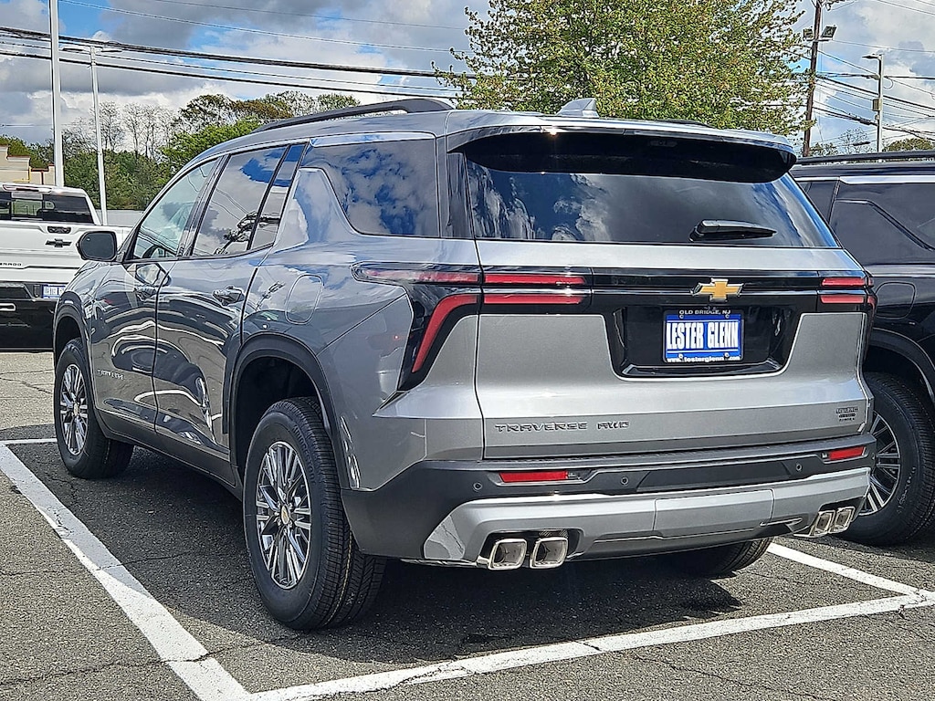 New 2026 Chevrolet Traverse LT SUV