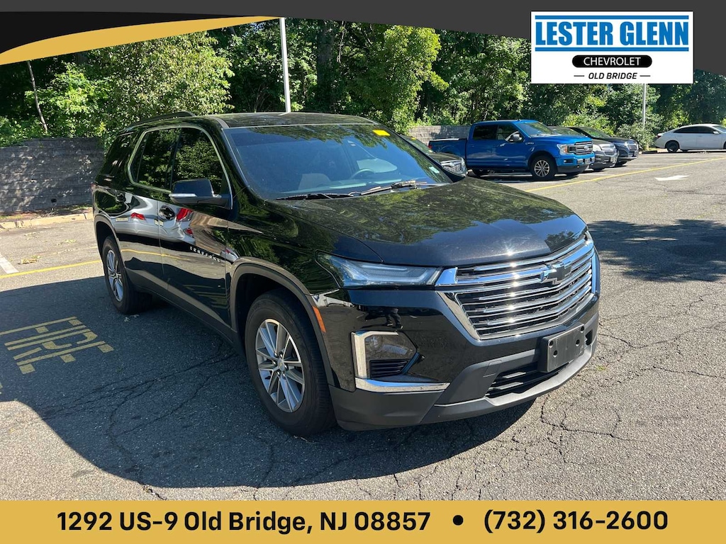 Used 2023 Chevrolet Traverse LT Cloth SUV