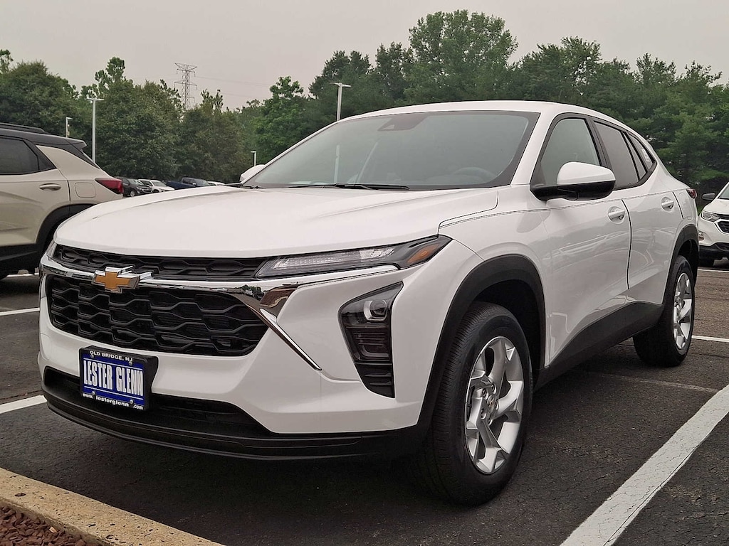 New 2026 Chevrolet Trax LS SUV