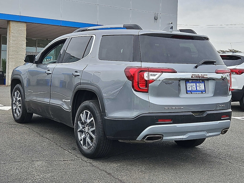 Used 2023 GMC Acadia SLT SUV