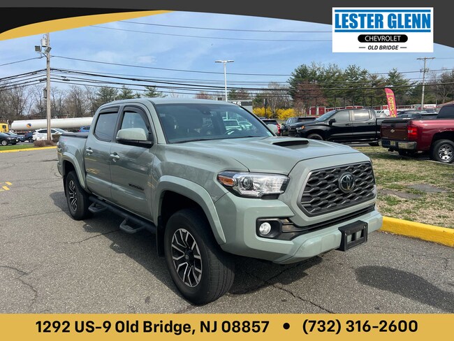 2022 Toyota Tacoma 4WD SR