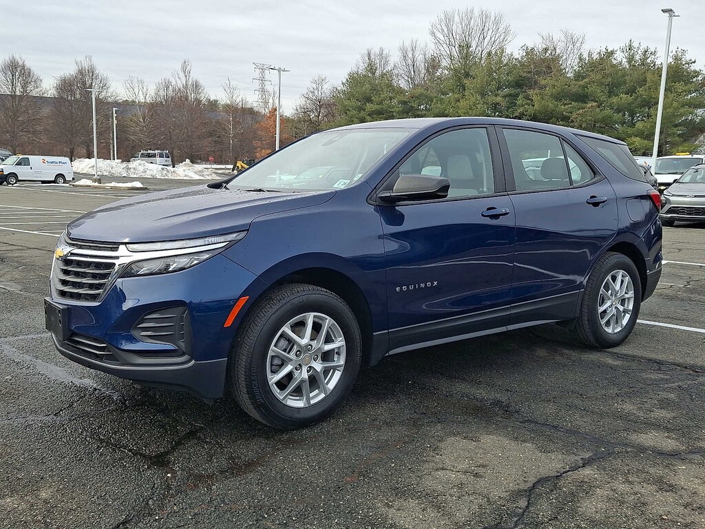 Used 2023 Chevrolet Equinox LS SUV