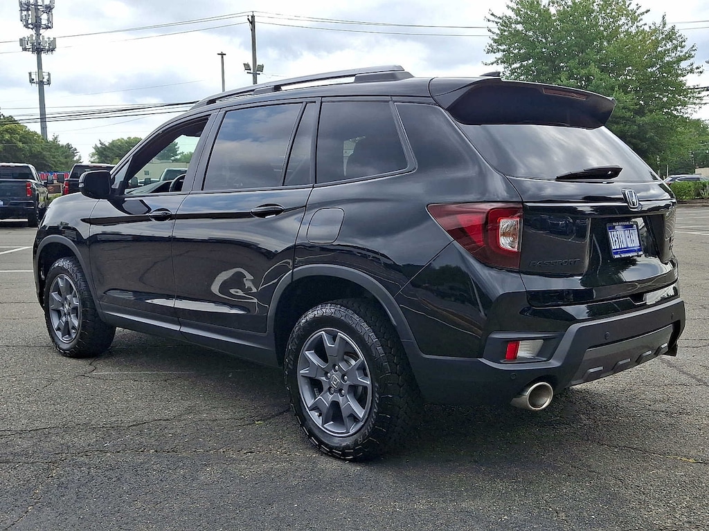 Used 2024 Honda Passport AWD TrailSport SUV