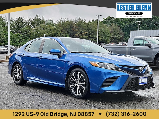 2019 Toyota Camry SE Sedan
