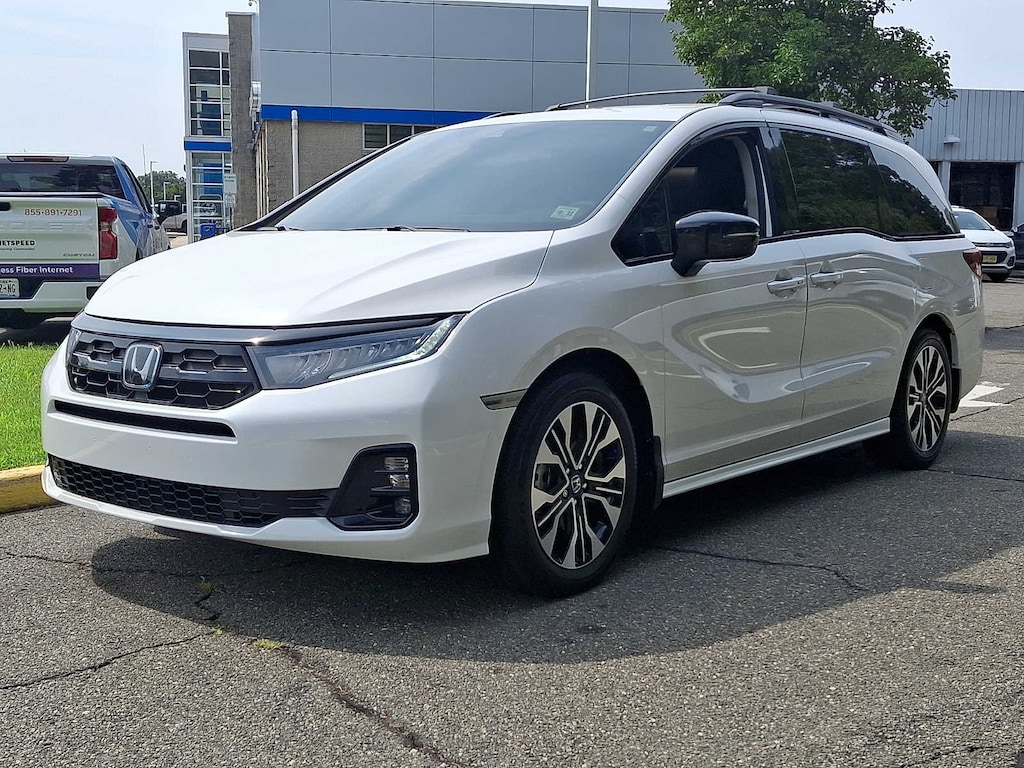 Used 2026 Honda Odyssey Elite Minivan