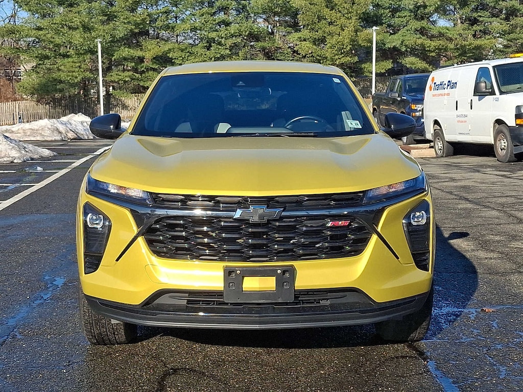 Used 2024 Chevrolet Trax 1RS SUV