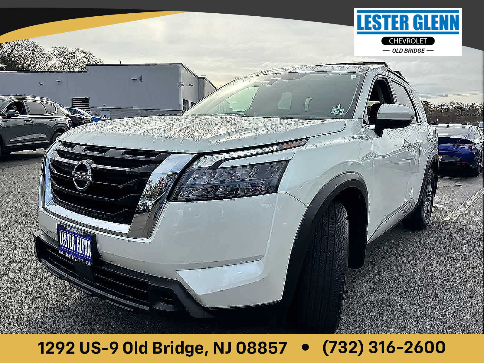 2024 Nissan Pathfinder SV