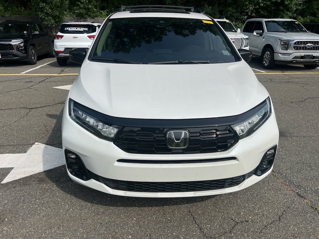 Used 2026 Honda Odyssey Elite Minivan
