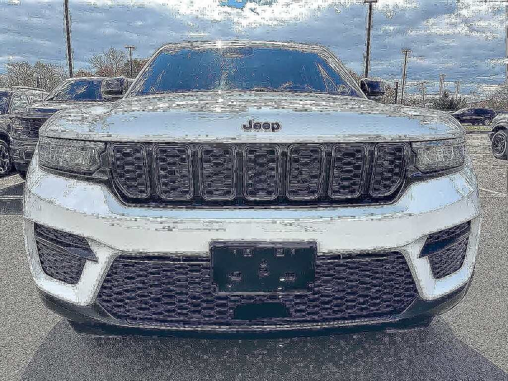 Used 2022 Jeep Grand Cherokee Altitude 4x4