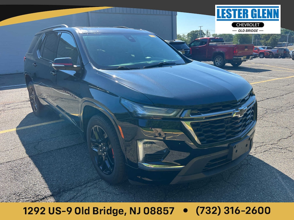 Used 2023 Chevrolet Traverse Premier SUV