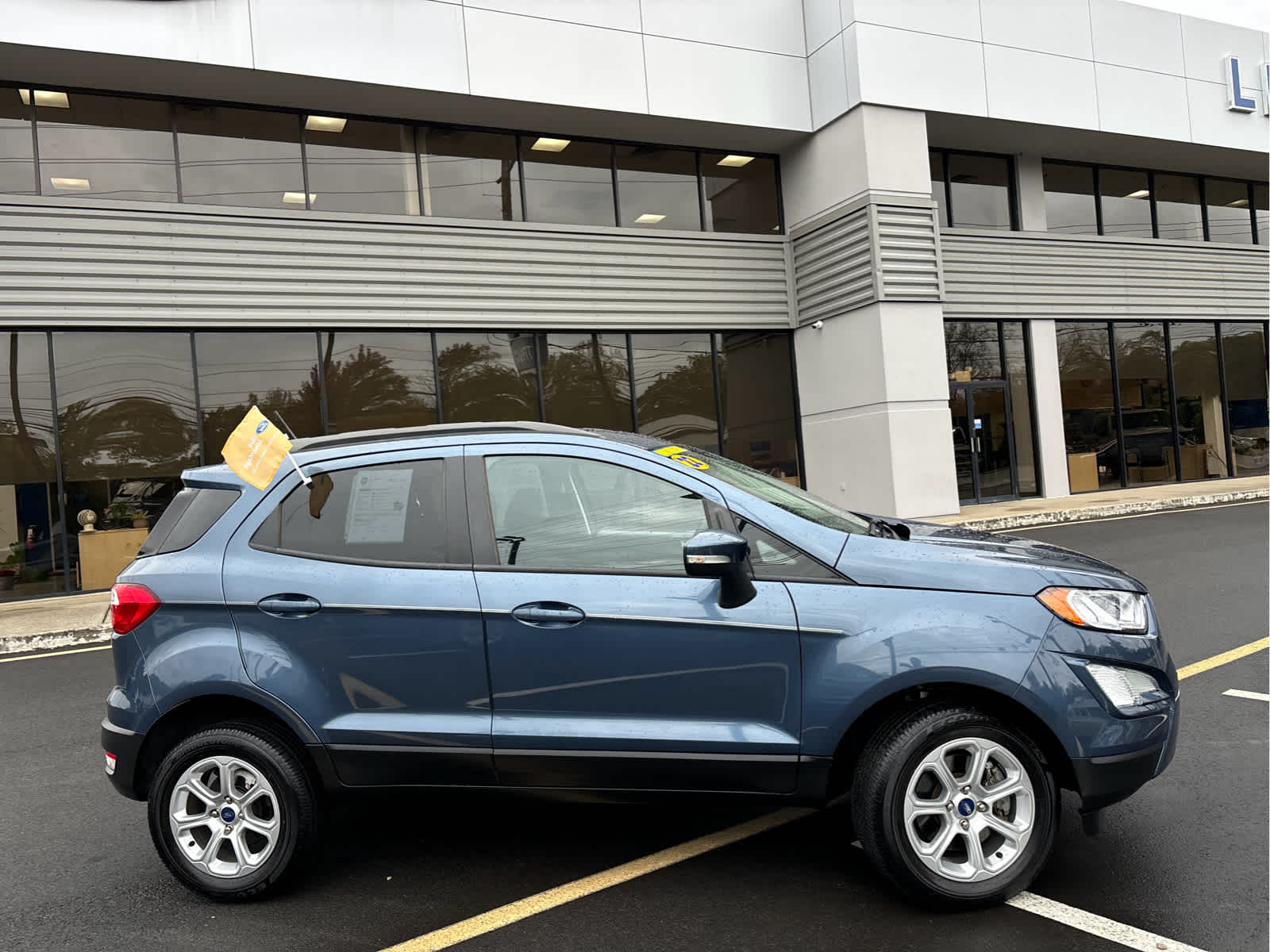 2022 Ford EcoSport SE photo 3