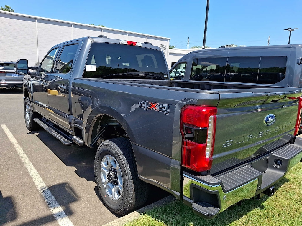 New 2026 Ford F-250 Truck Crew Cab