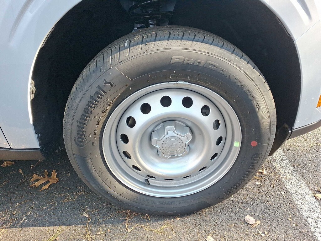 New 2025 Ford Maverick XL Truck SuperCrew