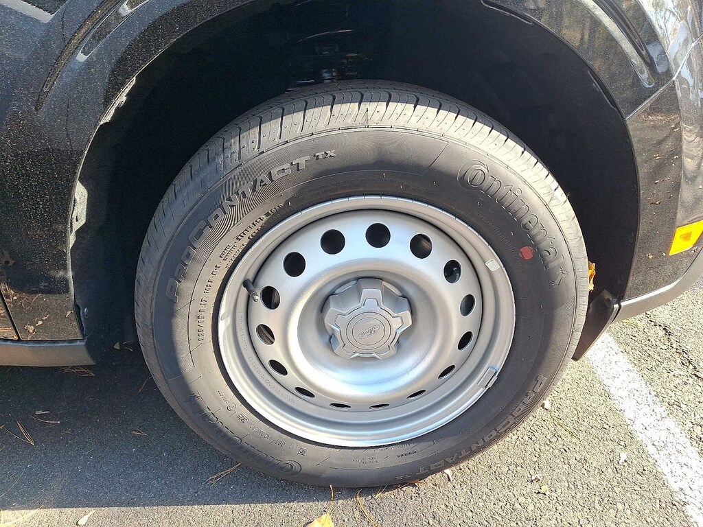 New 2025 Ford Maverick XL Truck SuperCrew