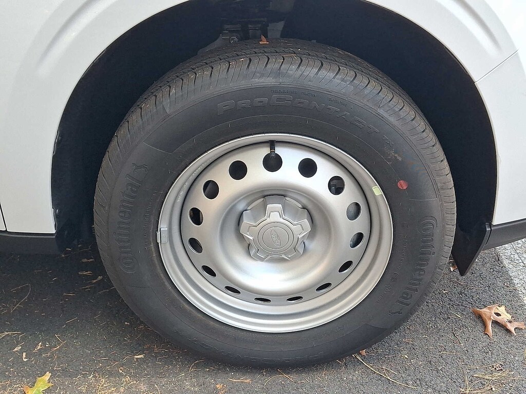 New 2025 Ford Maverick XL Truck SuperCrew