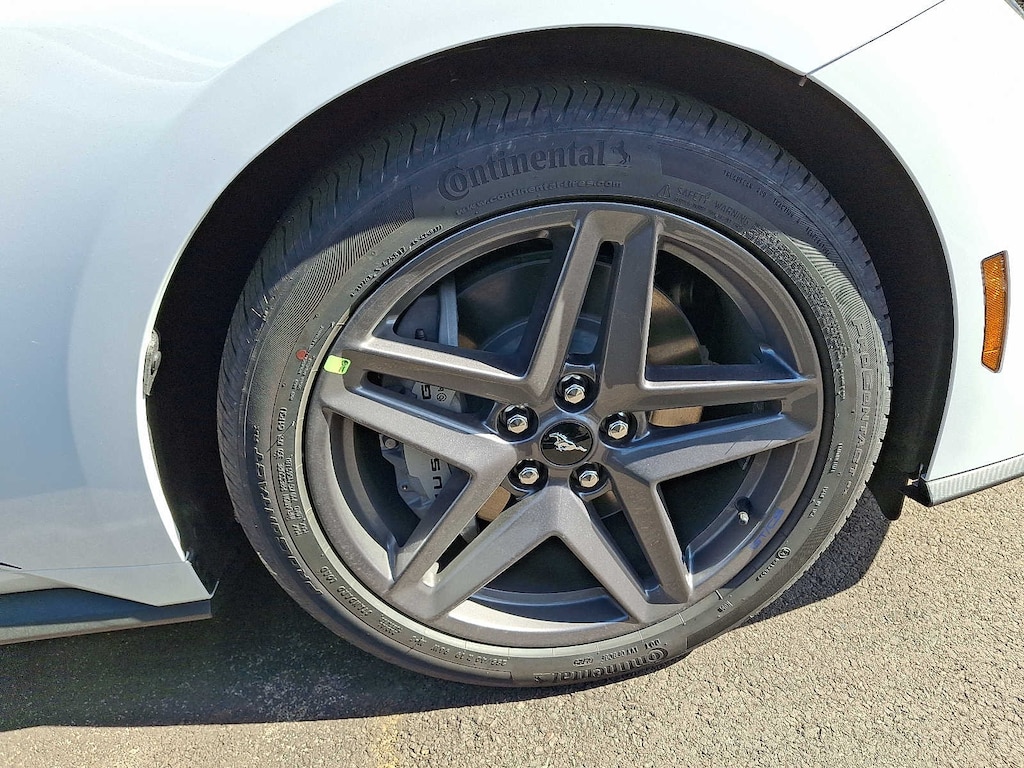 New 2025 Ford Mustang  Coupe