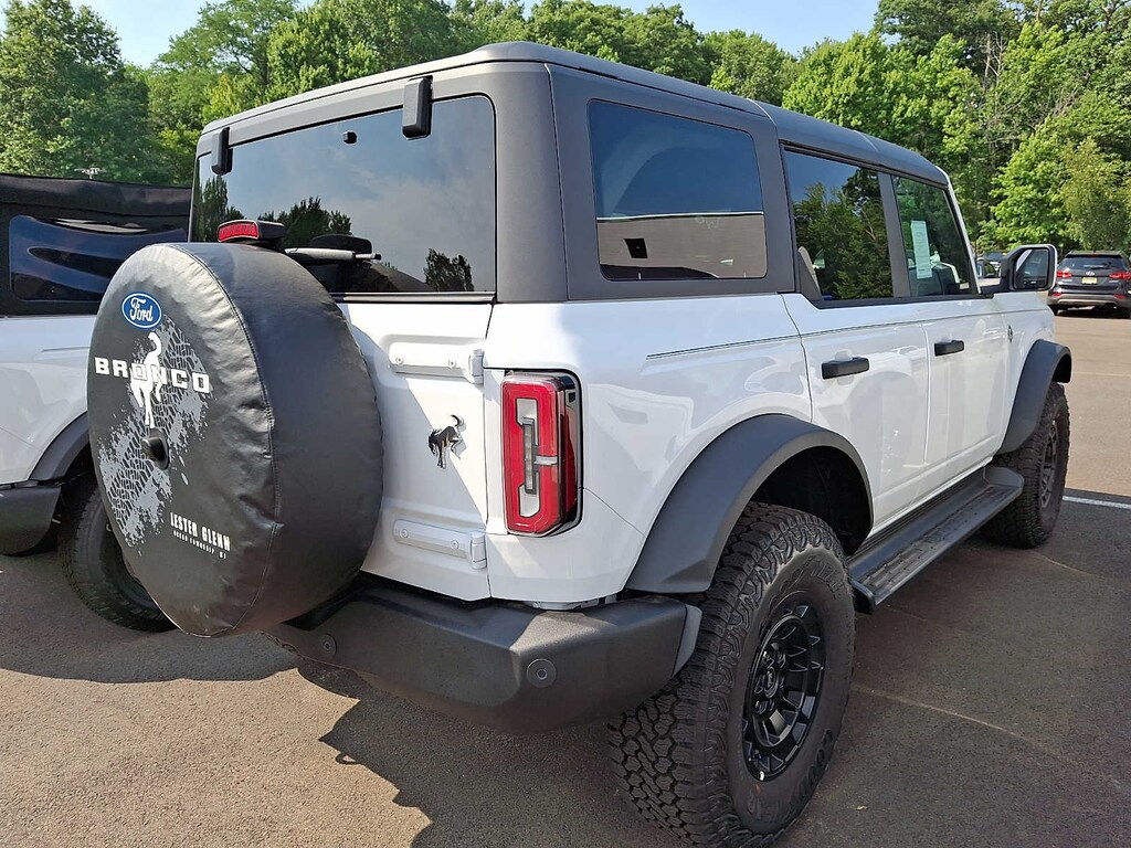 New 2026 Ford Bronco Outer Banks SUV