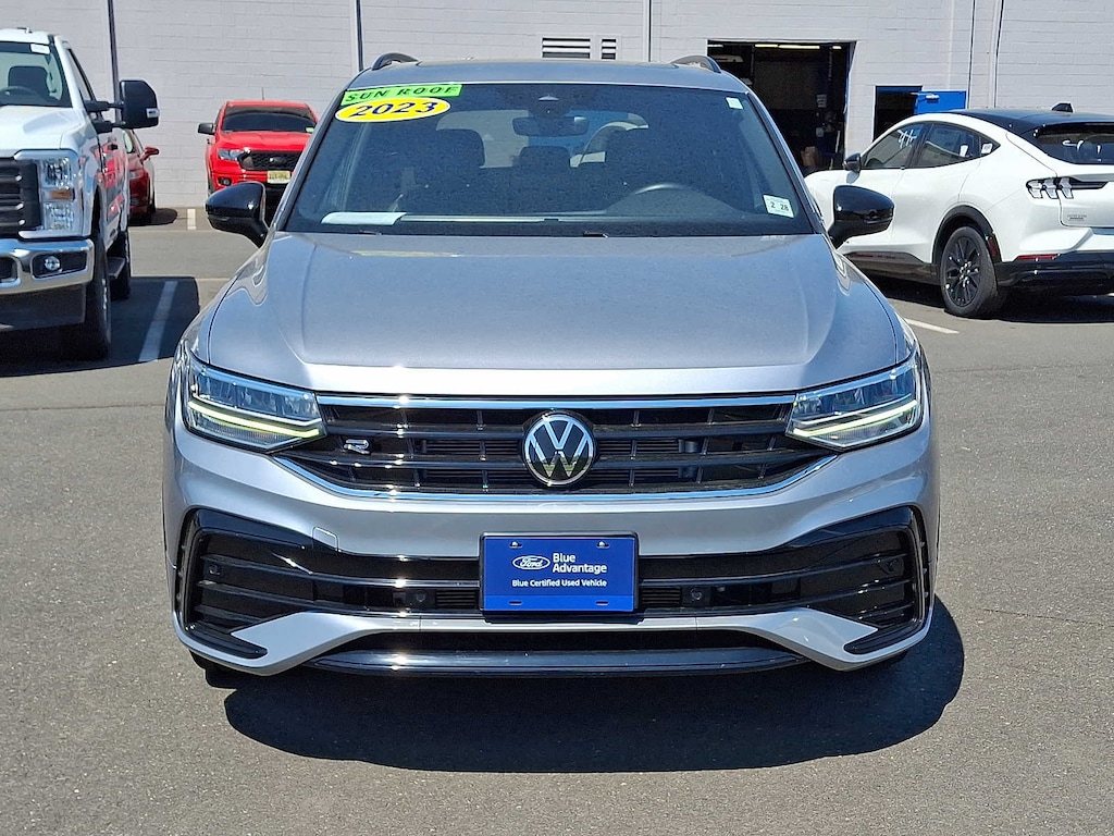 Used 2023 Volkswagen Tiguan SE R-Line Black SUV