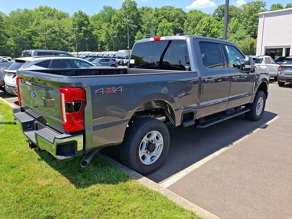 New 2026 Ford F-250 Truck Crew Cab