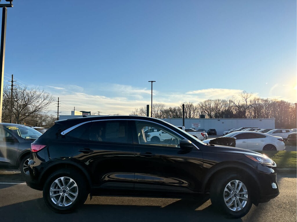 Certified 2022 Ford Escape SE SUV