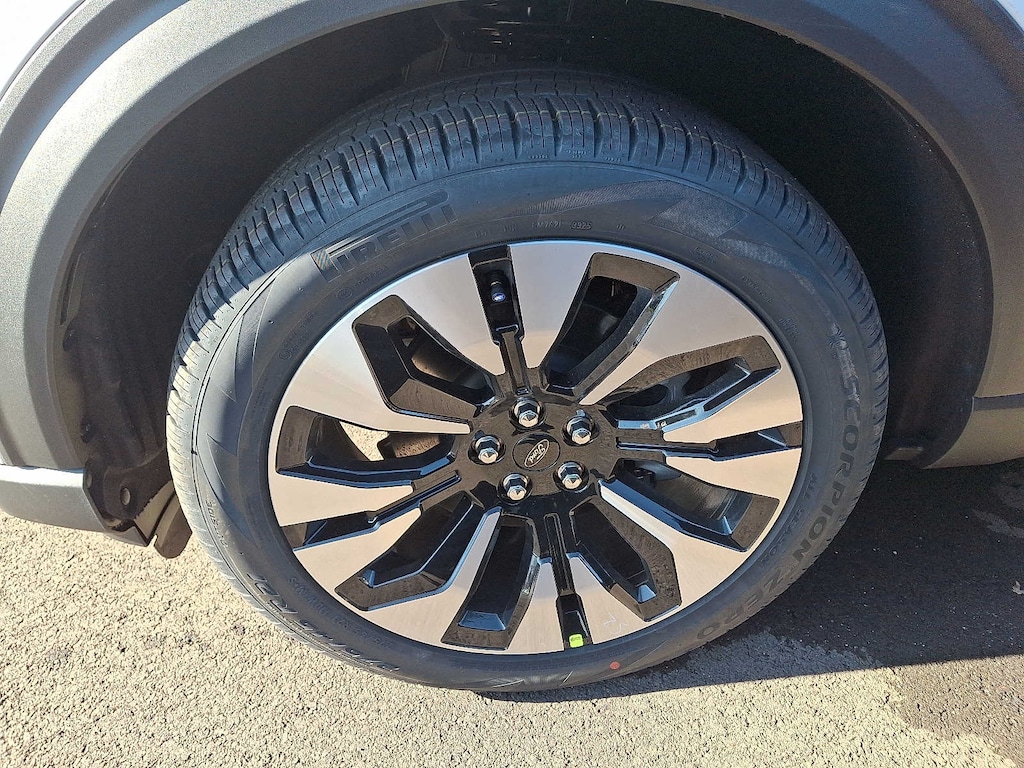 New 2026 Ford Explorer Platinum SUV