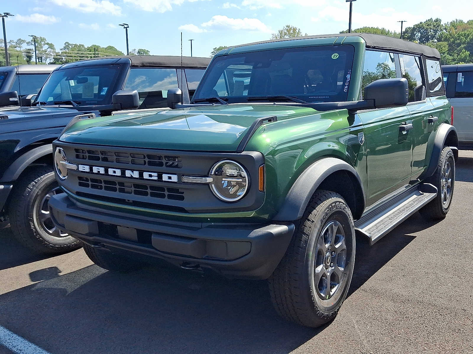 2025 Ford Bronco 4-Door Big Bend's photo