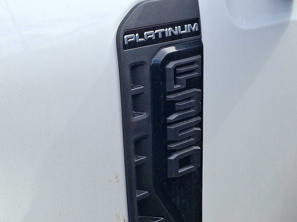 New 2026 Ford Super Duty F-350 SRW Platinum TRUCK