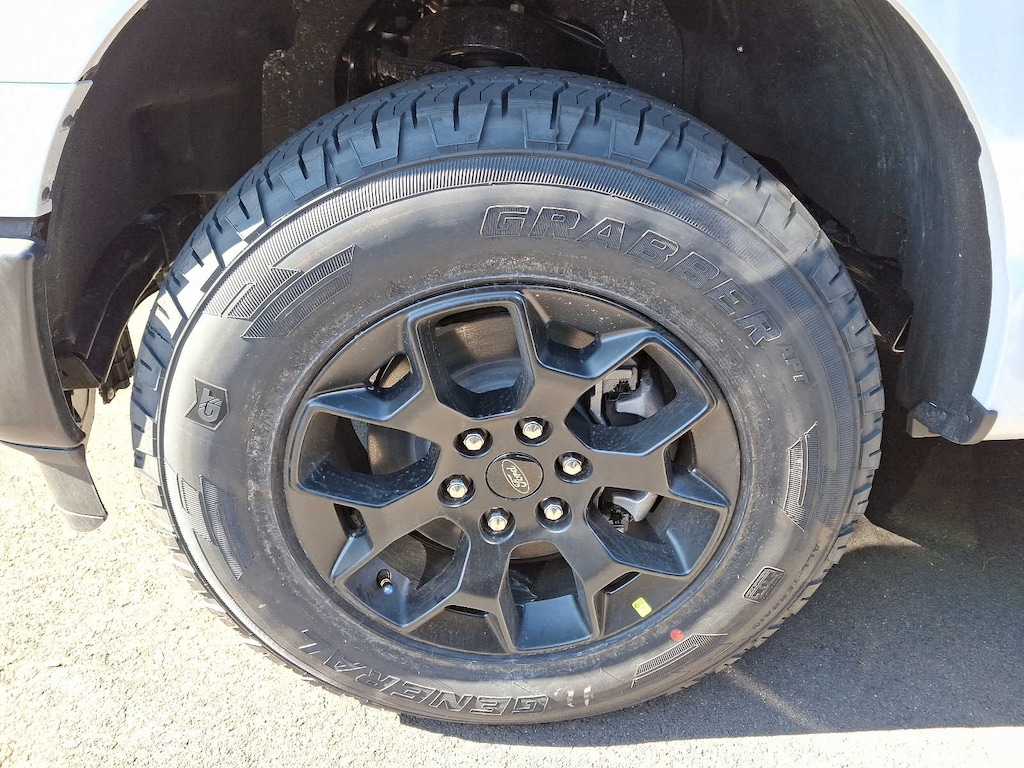 New 2025 Ford F-150 STX 4WD Supercrew 5.5 Box 4WD SuperCrew 5.5 Box
