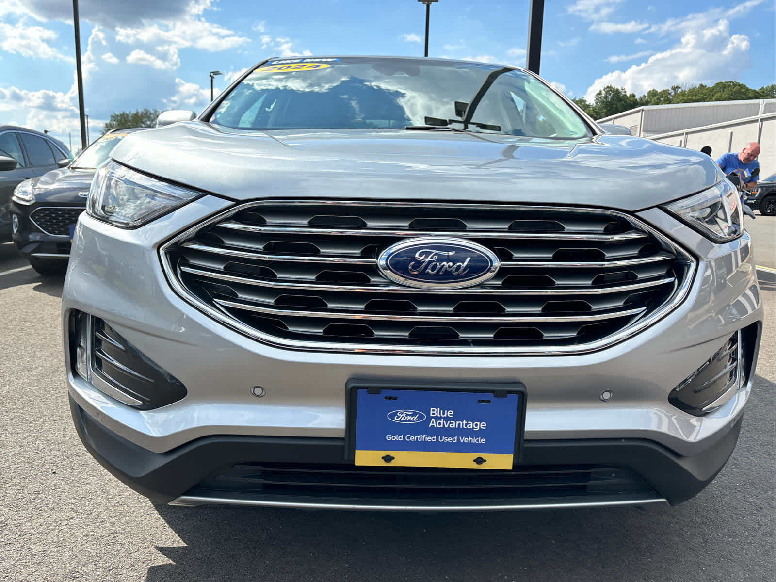 2024 Ford Edge Titanium photo 4