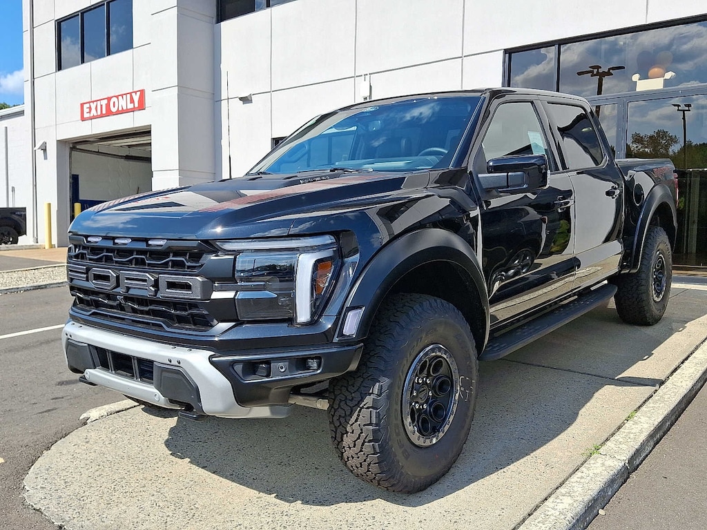 New 2025 Ford F-150 Raptor 4WD Supercrew 5.5 Box 4WD SuperCrew 5.5 Box