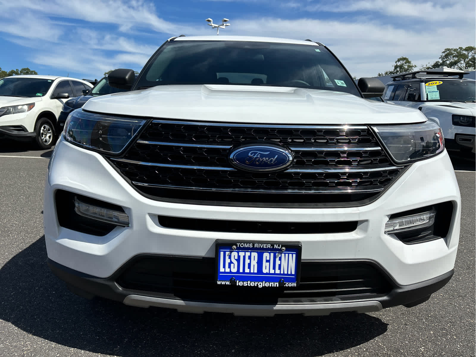 2020 Ford Explorer XLT photo 3