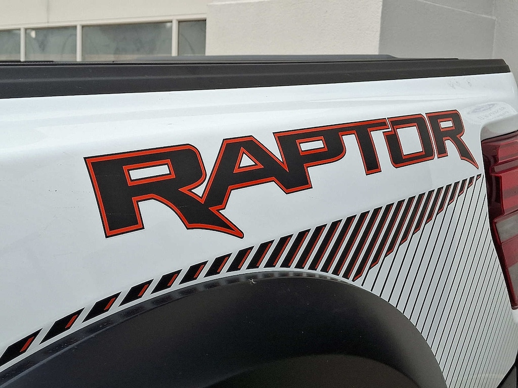 New 2025 Ford F-150 Raptor 4WD Supercrew 5.5 Box 4WD SuperCrew 5.5 Box