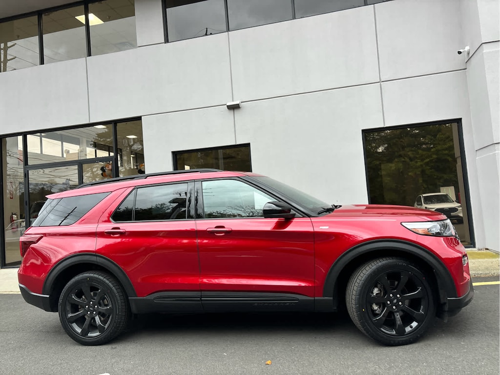Certified 2022 Ford Explorer ST-Line 4WD