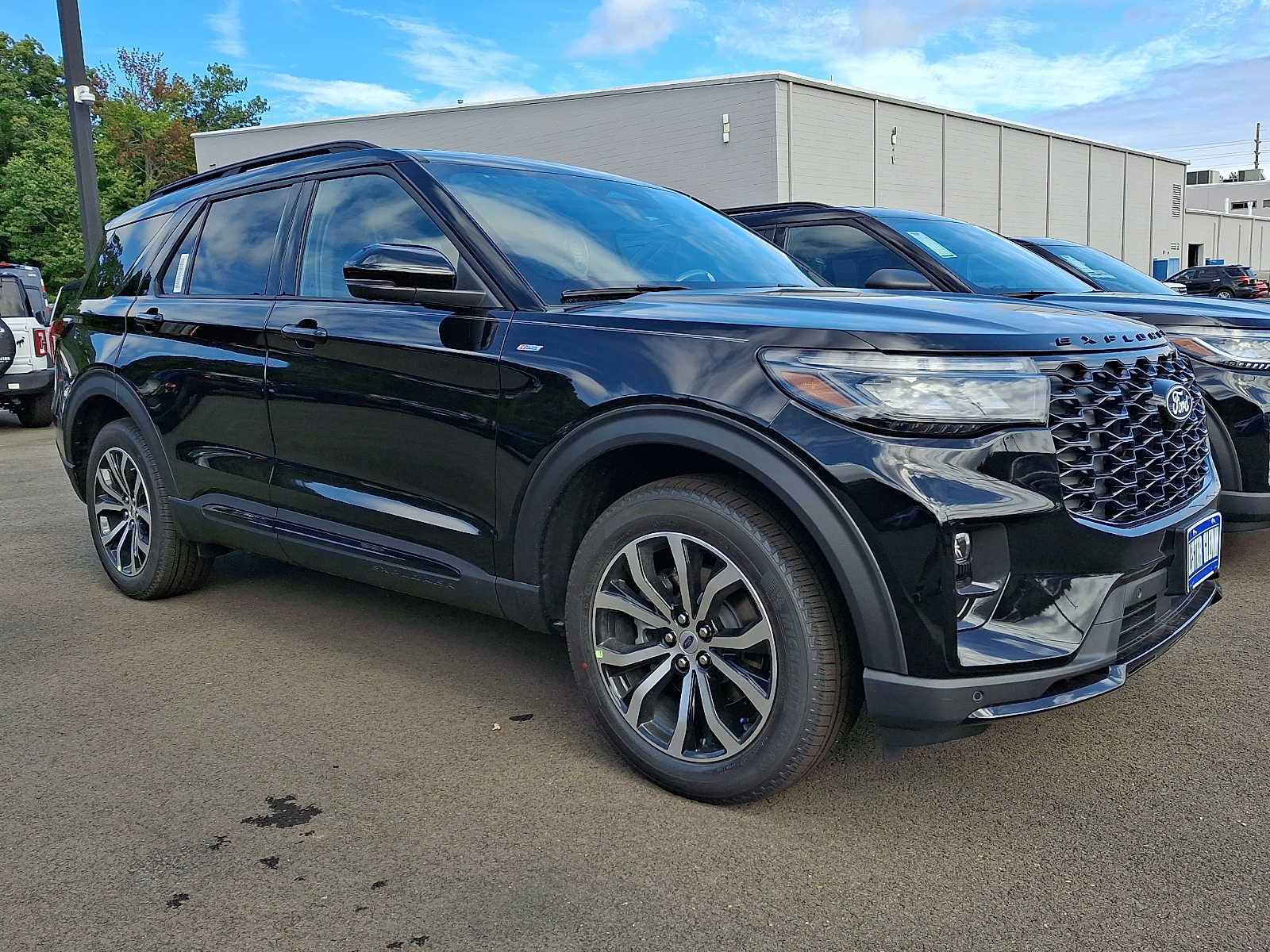 2027 Ford Explorer ST-LINE